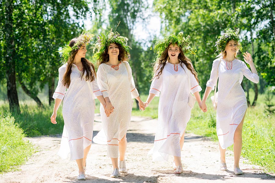 Slavic girls in Manama