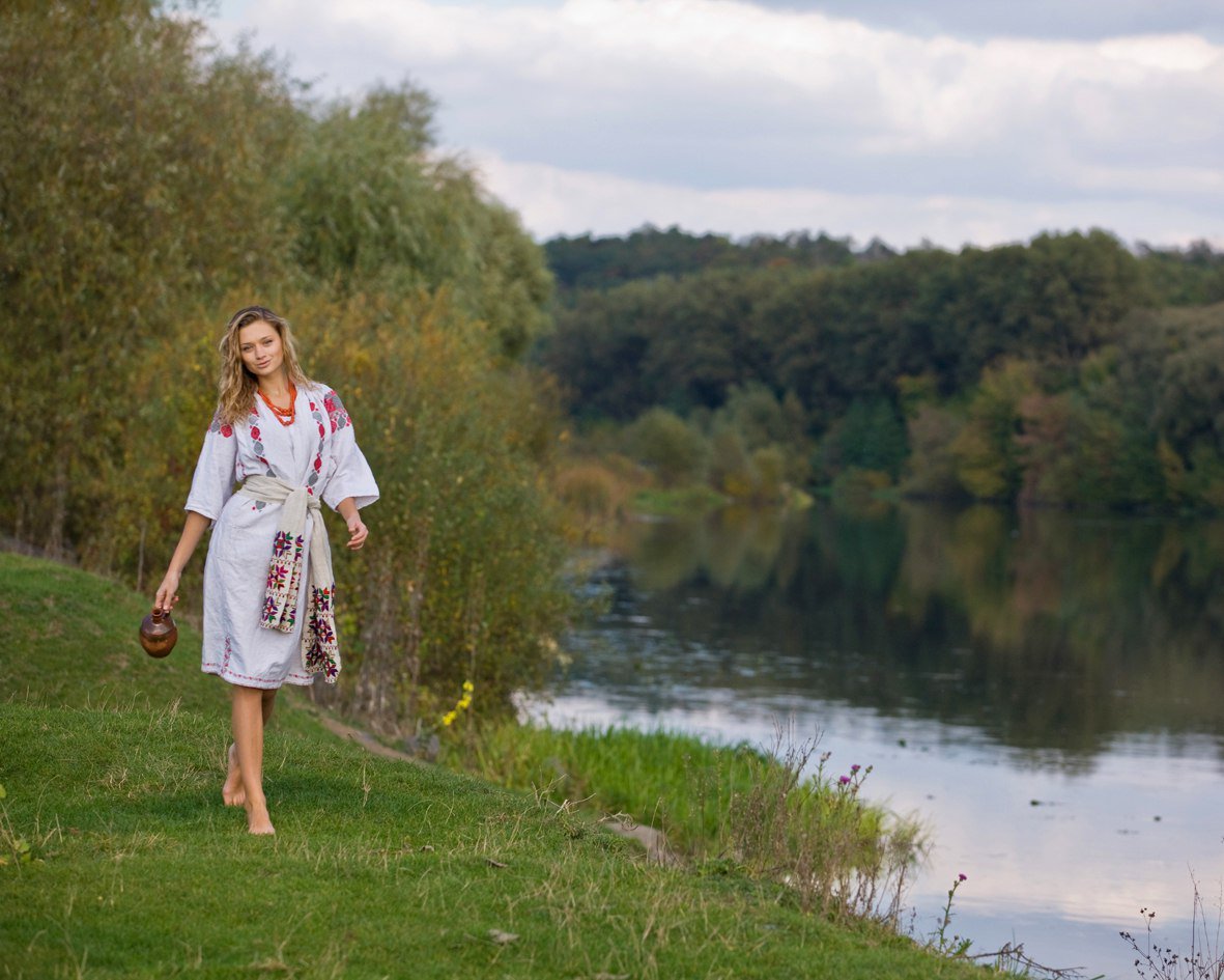 Nude girl Slavic women in Manama